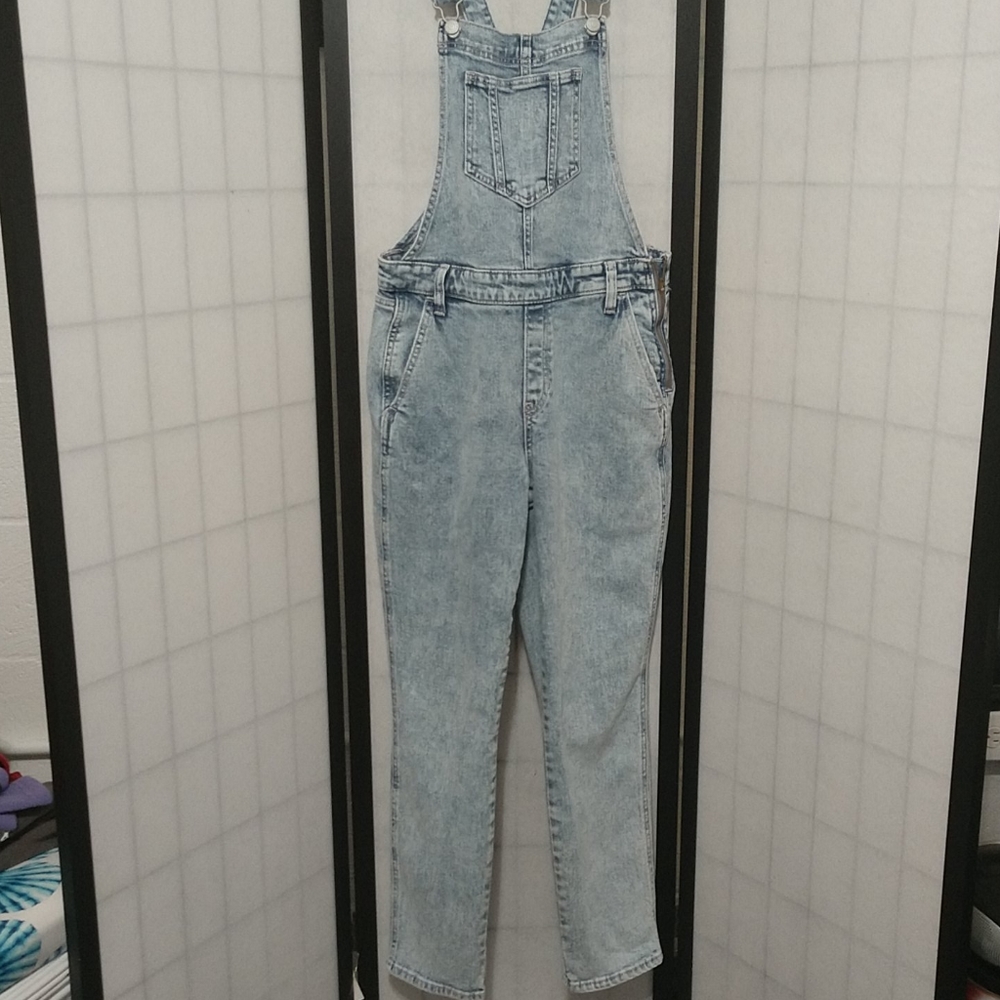 Old Navy Blue Jean Overalls sz 6